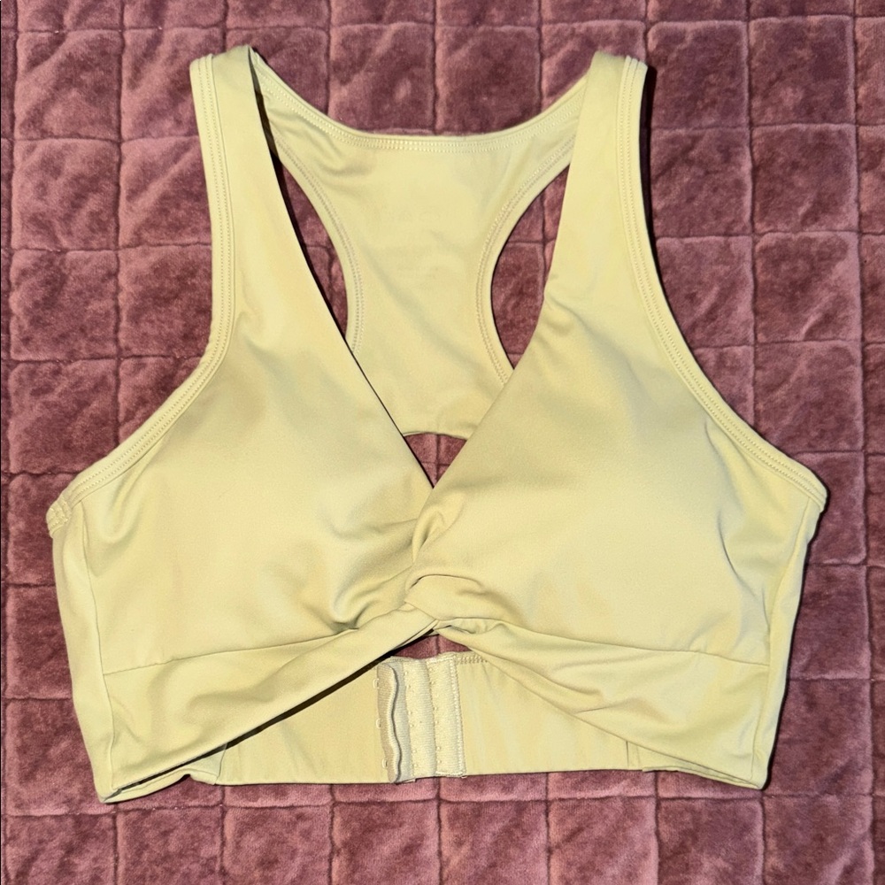 Elegant Green Kata Active Sports Bra XS